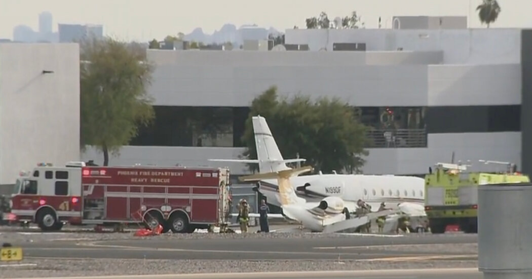 Plane Crash at Scottsdale Airport Kills 1 and Injures 3, Officials Say