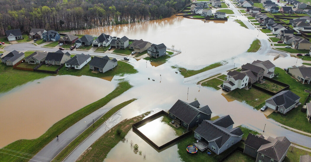 Communities Brace for Flooding as Storm Moves Across Central U.S.